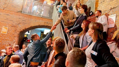 KI+Keynote+Speaker+Florian+Arndt+KI+Papst - KI+Keynote+Speaker+Florian+Arndt+KI+Papst